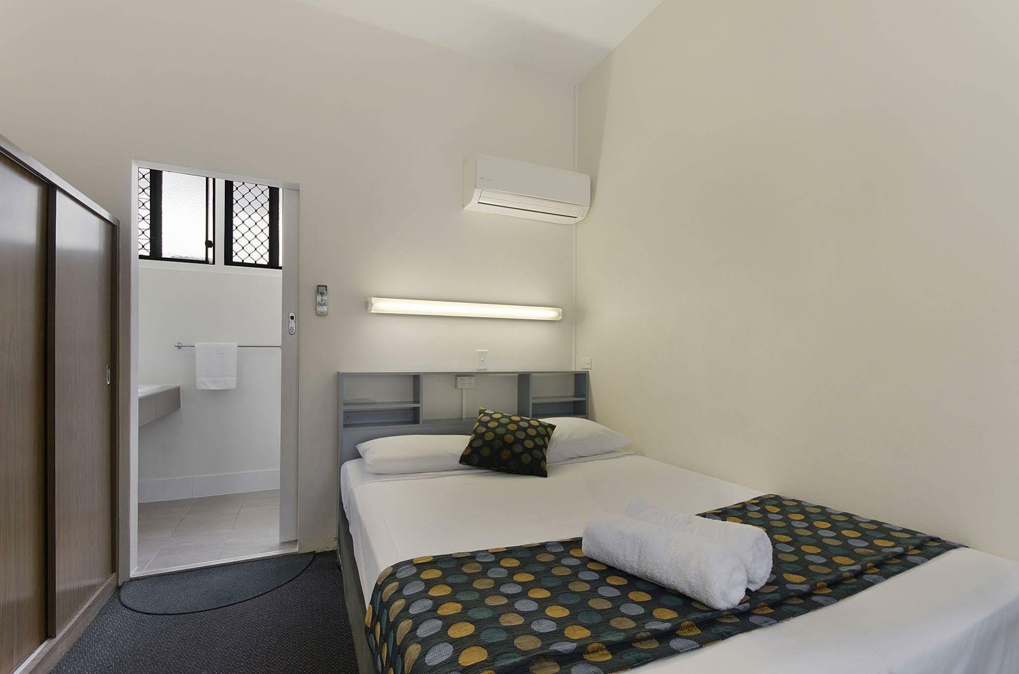 Beach House Motel Townsville Eksteriør bilde